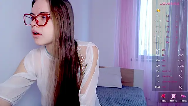 Sarah HS online show from 02.05.26