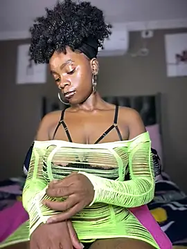 Candy-Heart online show from 04.17.26