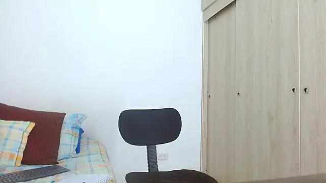 Snapshot of flint_ryan chatting on 02.26.25 flint ryan online show from 02.26.25