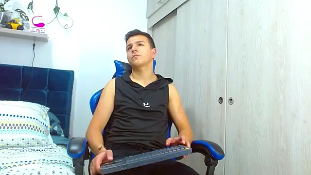 Snapshot of flint_ryan chatting on 02.23.26 flint ryan online show from 02.23.26