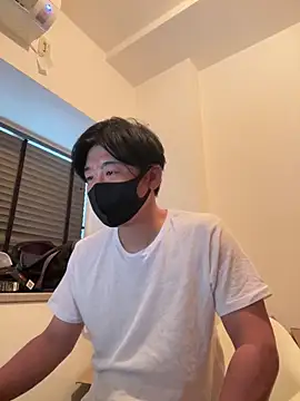 Snapshot of MTKIK chatting on 03.08.25 MTKIK online show from 03.08.25