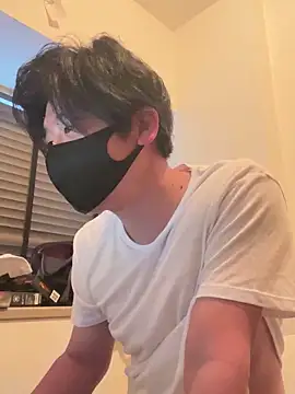 Snapshot of MTKIK chatting on 03.20.25 MTKIK online show from 03.20.25