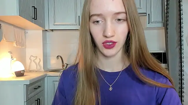 leslie my lovee online show from 10.08.25