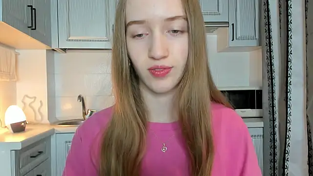 leslie my lovee online show from 10.25.25