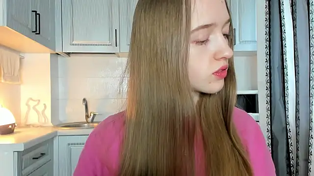 leslie my lovee online show from 11.07.25