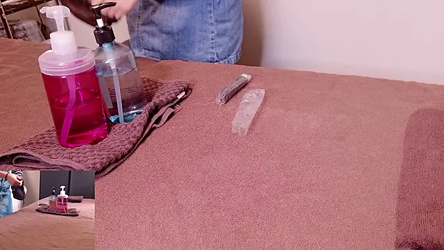 Snapshot of Hanabi-hentai chatting on 02.18.26 Hanabi-hentai online show from 02.18.26