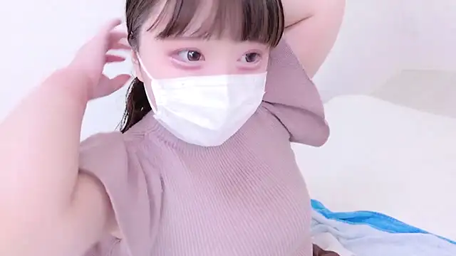 Snapshot of x--Miu--x chatting on 09.29.25 x--Miu--x online show from 09.29.25