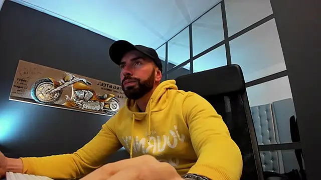 AronGrant online show from 12.03.24