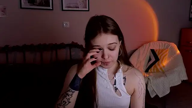 doll lol  online show from 04.12.26