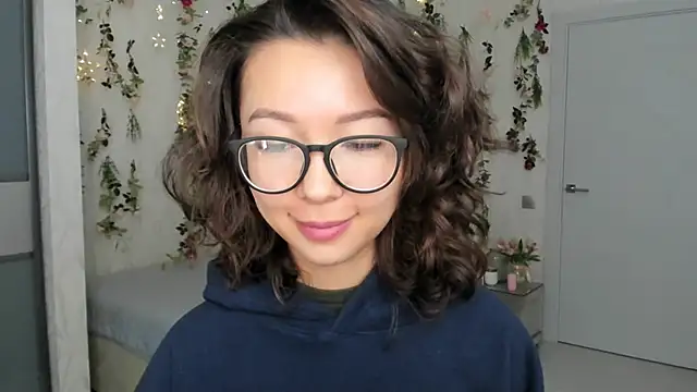 AgnieszkaBanana online show from 10.15.25