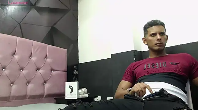 Chris Dick23 online show from 12.19.24