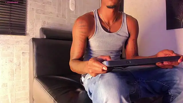 Lil Curved online show from 09.21.25