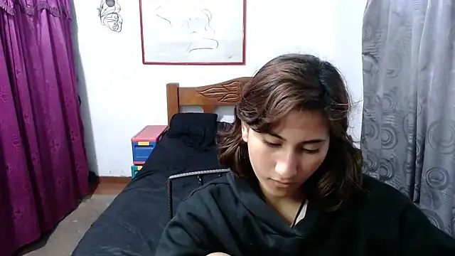 LadyMilk003 online show from 12.19.24