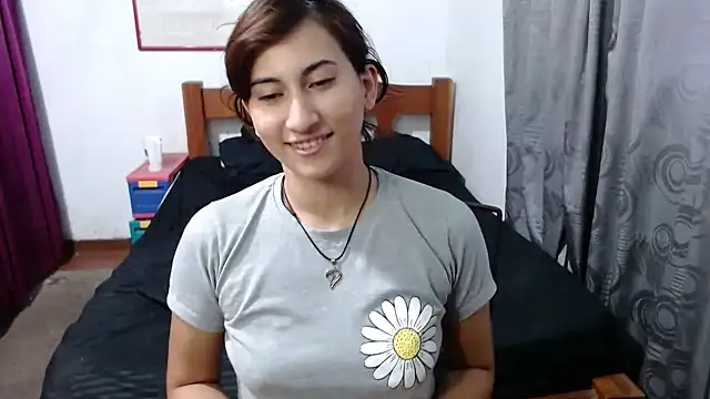 LadyMilk003 online show from 12.23.24