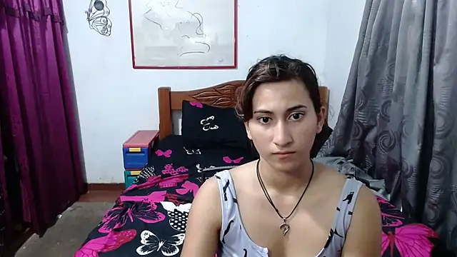 LadyMilk003 online show from 12.30.24