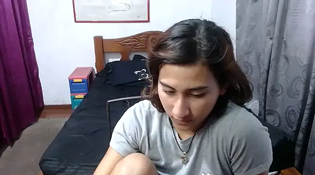 LadyMilk003 online show from 02.05.25