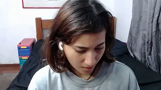 LadyMilk003 online show from 02.22.25