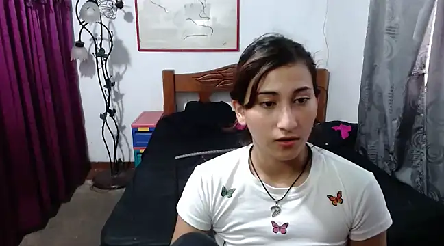 LadyMilk003 online show from 03.04.25