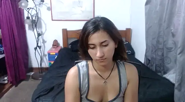 LadyMilk003 online show from 03.11.25