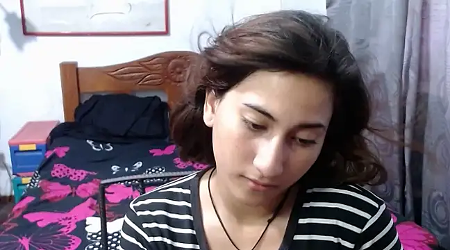 LadyMilk003 online show from 03.22.25