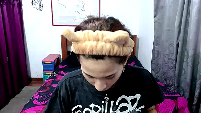 LadyMilk003 online show from 09.16.25