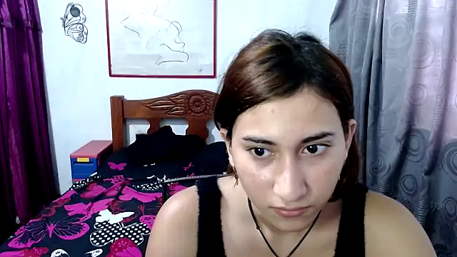 LadyMilk003 online show from 10.21.25