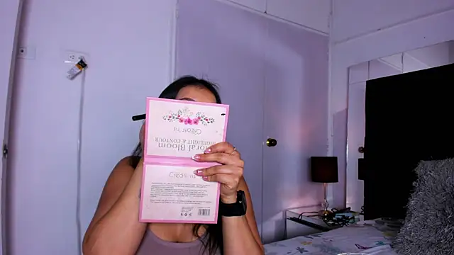 Miaa Garcia online show from 12.05.24