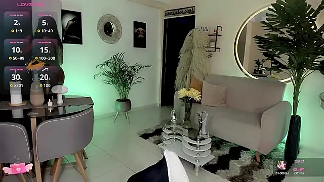 Franciis 4u online show from 04.05.26