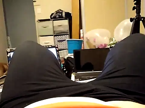 missthickness35 Pika online show from 11.05.25