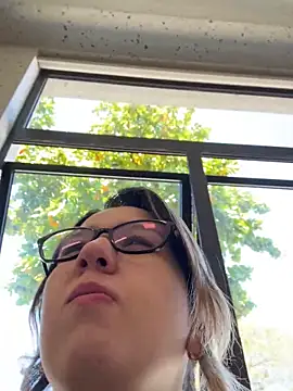 Snapshot of amooraaamoon chatting on 09.29.25 amooraaamoon online show from 09.29.25