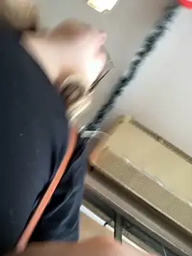 amooraaamoon online show from 11.24.25