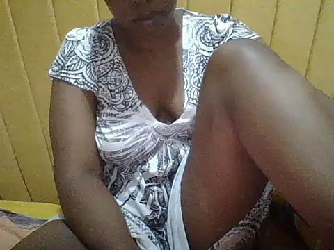 Snapshot of nastygirl- chatting on 11.08.25 nastygirl- online show from 11.08.25