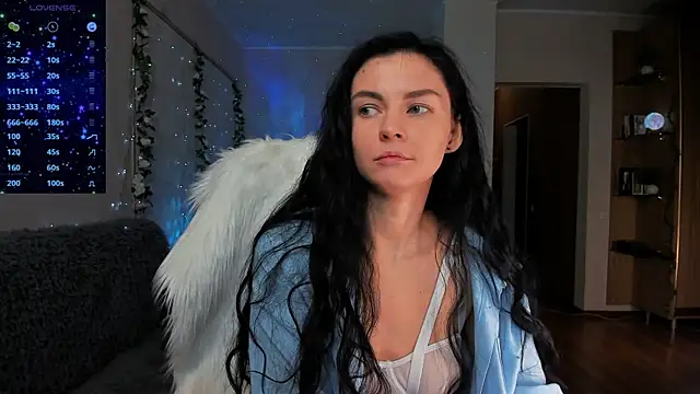 -danae- online show from 12.10.24