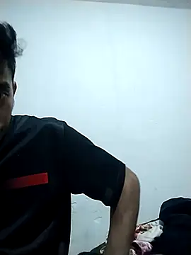 Flaquito pitudo online show from 12.28.24