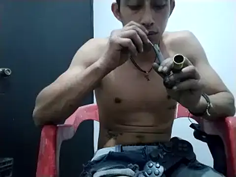 Flaquito pitudo online show from 03.07.25