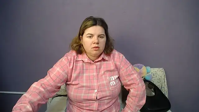 so shy online show from 04.18.26