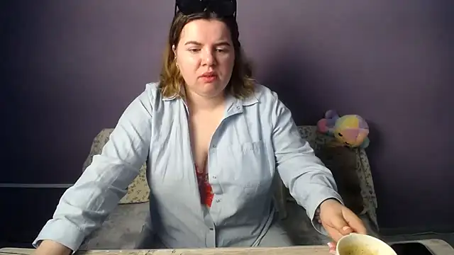 so shy online show from 06.05.26
