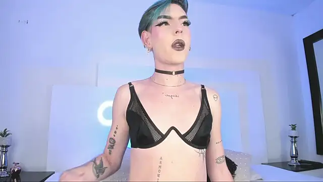 Ambar Jhones online show from 12.19.24