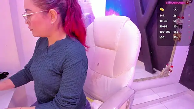 DarlingBDSM  online show from 12.26.24