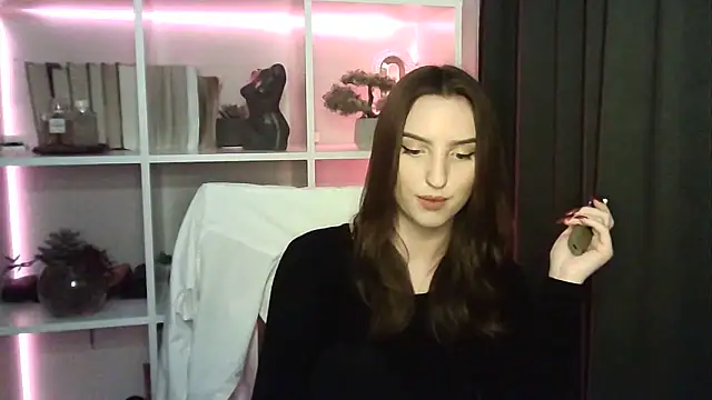 X Alisa online show from 11.03.25