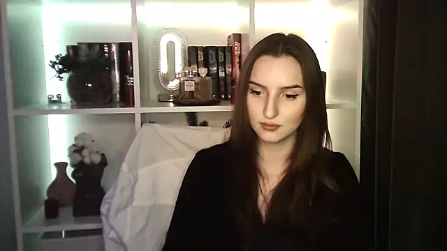 X Alisa online show from 04.17.26