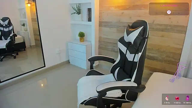 Snapshot of candy_summer28 chatting on 03.02.26 candy summer28 online show from 03.02.26