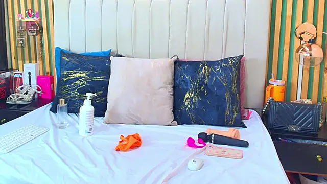 katlyn martins online show from 03.13.25