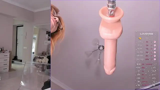 Snapshot of jane_sui chatting on 10.28.25 jane sui online show from 10.28.25