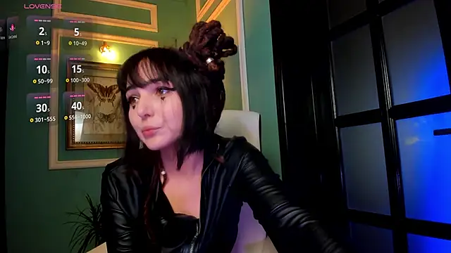 1Munique online show from 10.06.25