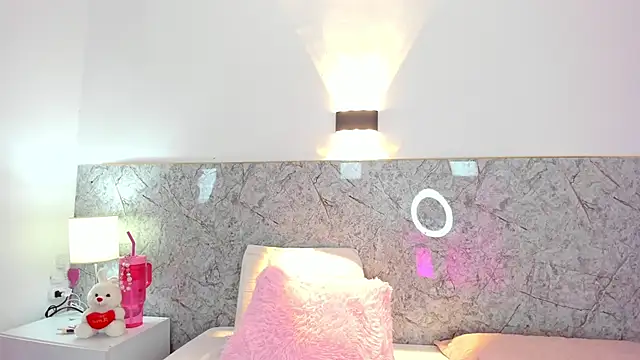 Mia rom11 online show from 12.27.24