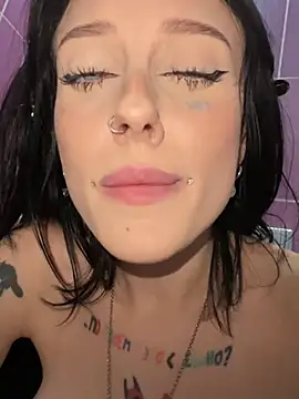 Snapshot of Melissa_crazy chatting on 12.28.24 Melissa crazy online show from 12.28.24