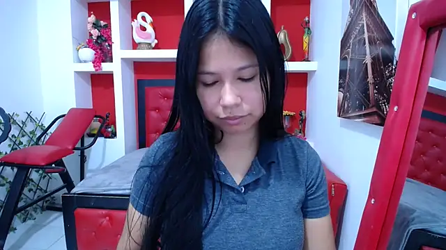 Snapshot of Letty_Plugxo chatting on 09.25.25 Letty Plugxo online show from 09.25.25