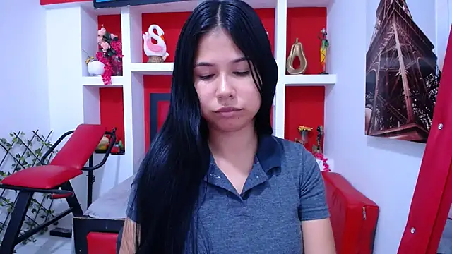 Snapshot of Letty_Plugxo chatting on 10.06.25 Letty Plugxo online show from 10.06.25