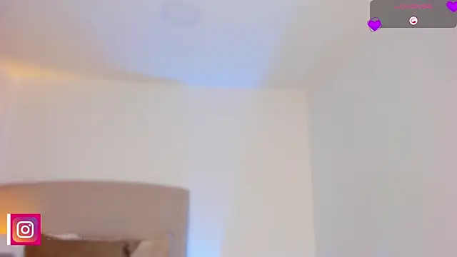 Ammy xx online show from 10.10.25